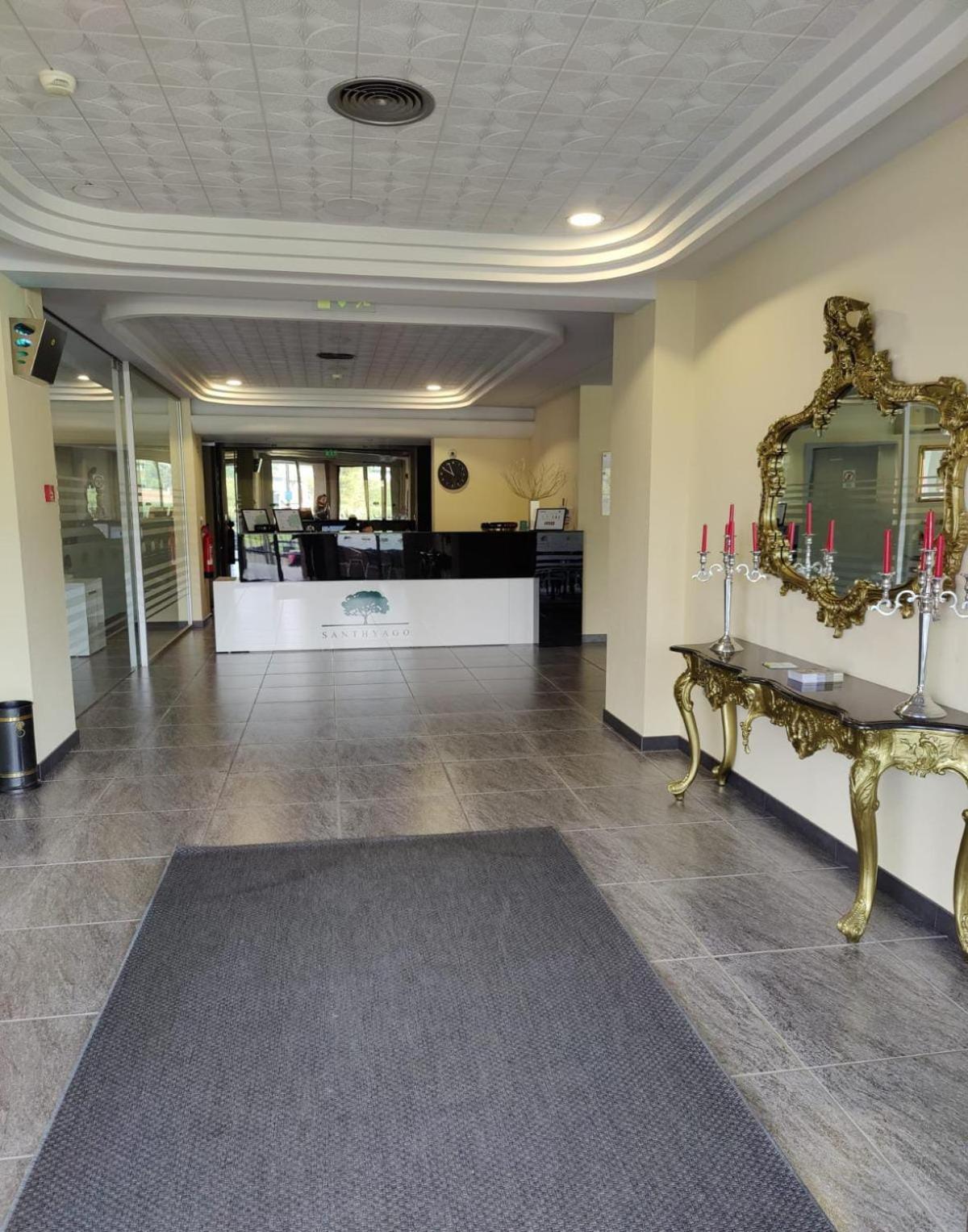 Hotel Santhyago Trofa Ngoại thất bức ảnh