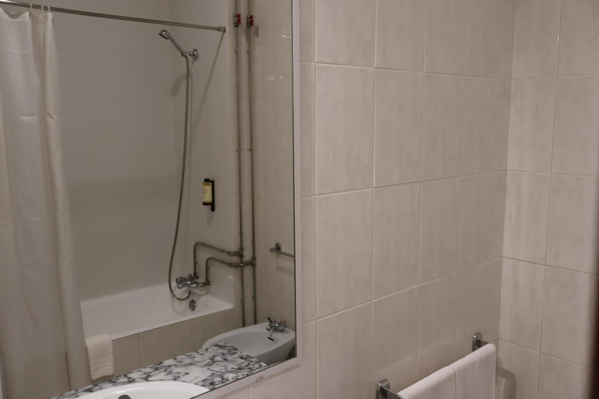 Hotel Santhyago Trofa Ngoại thất bức ảnh