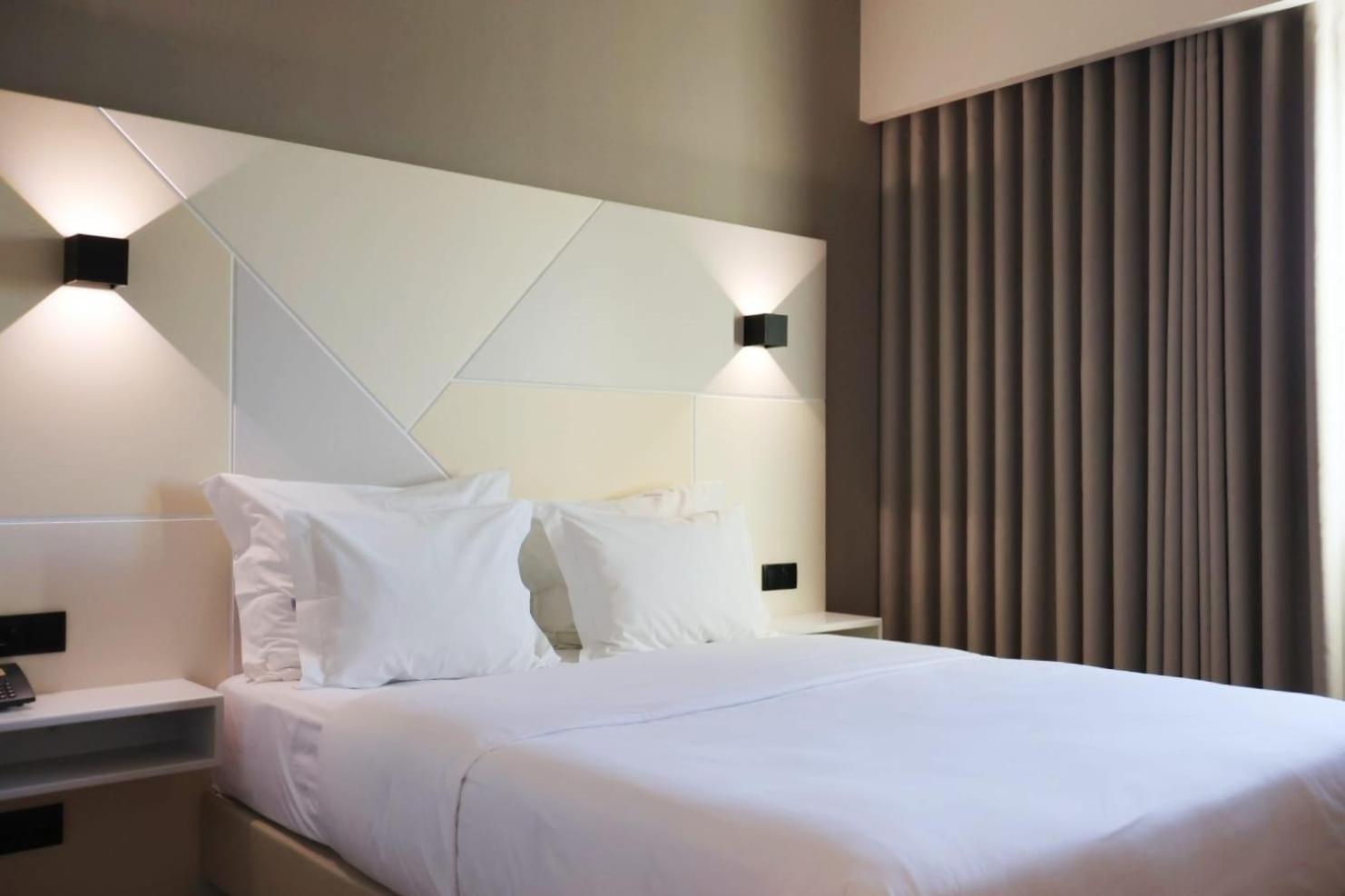 Hotel Santhyago Trofa Ngoại thất bức ảnh