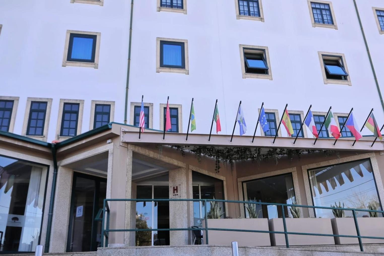 Hotel Santhyago Trofa Ngoại thất bức ảnh